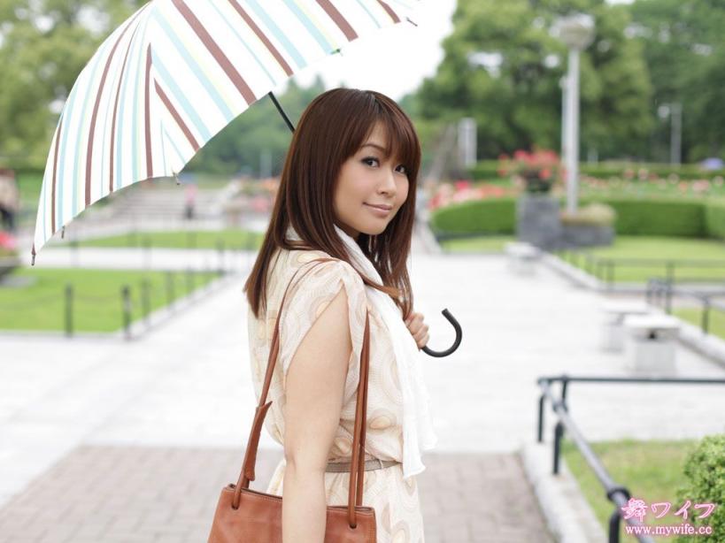 綾瀬 恵 Megumi Ayase Maika