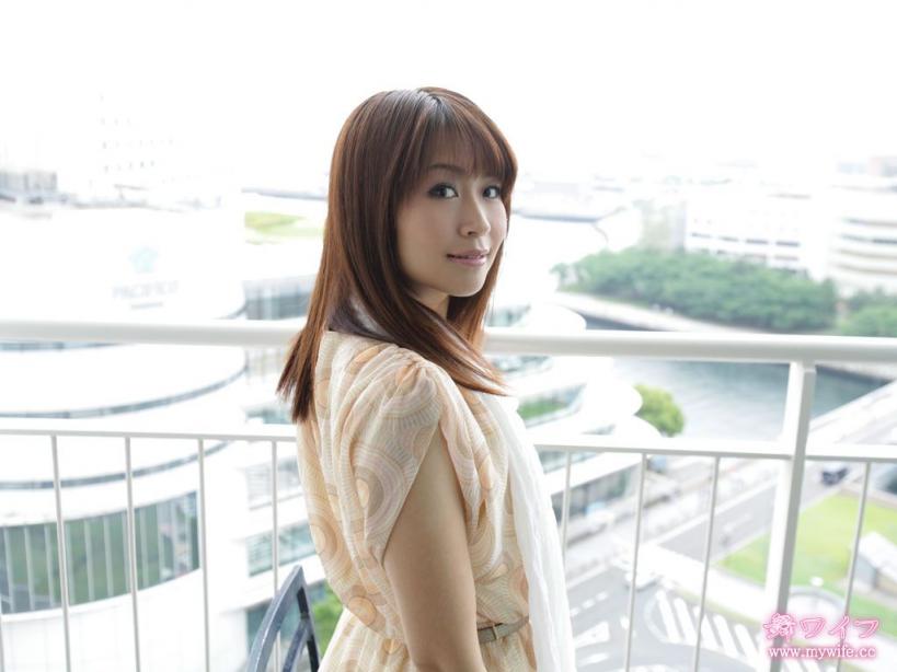 綾瀬 恵 Megumi Ayase Maika